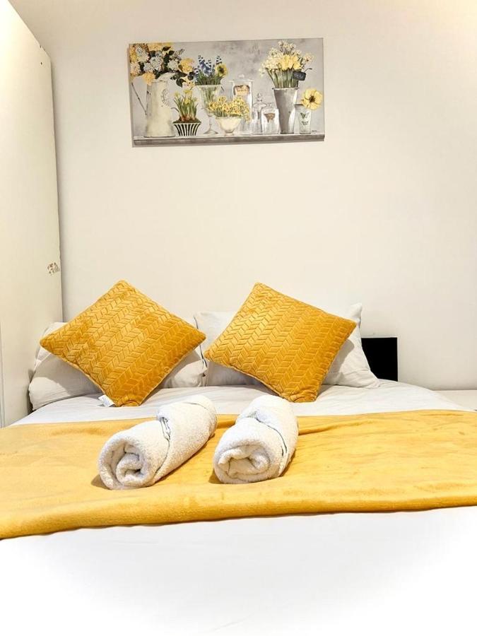 Shadwell Holiday Rooms ลอนดอน ภายนอก รูปภาพ